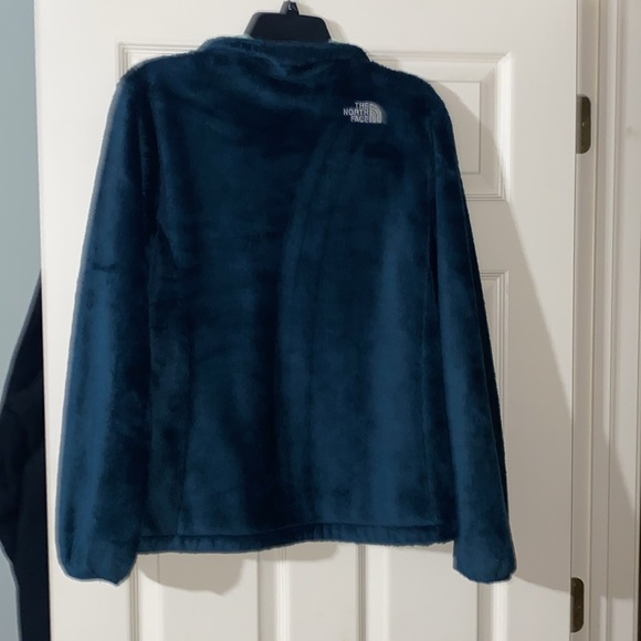 North Face jacket. Like new, only worn a few times. Size Large. Turquoise color. - Picture 2 of 2